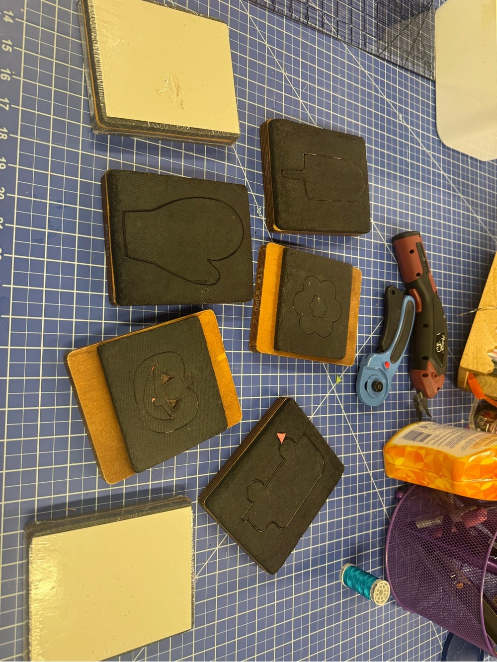 accu cut dies lot